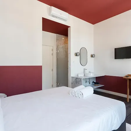 Gloria Hostel
