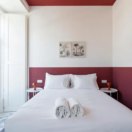 Gloria Hostel *